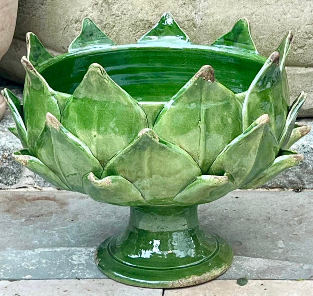 Italian Handcrafted Majolica Artichoke Pedestal Bowl in Emerald Green